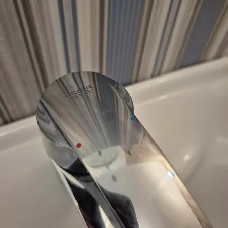 Apartment 2 Bedrooms Business And Travel Lounge *