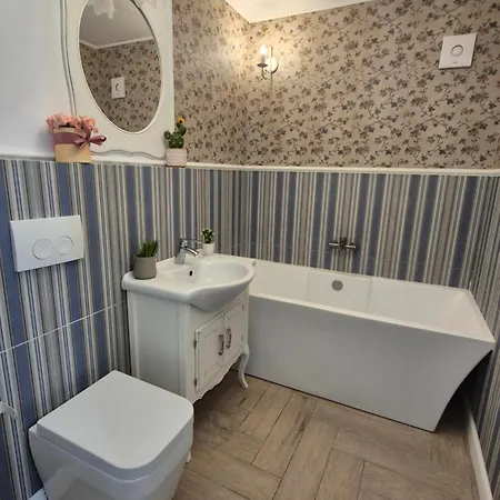 Apartment 2 Bedrooms Business And Travel Lounge *